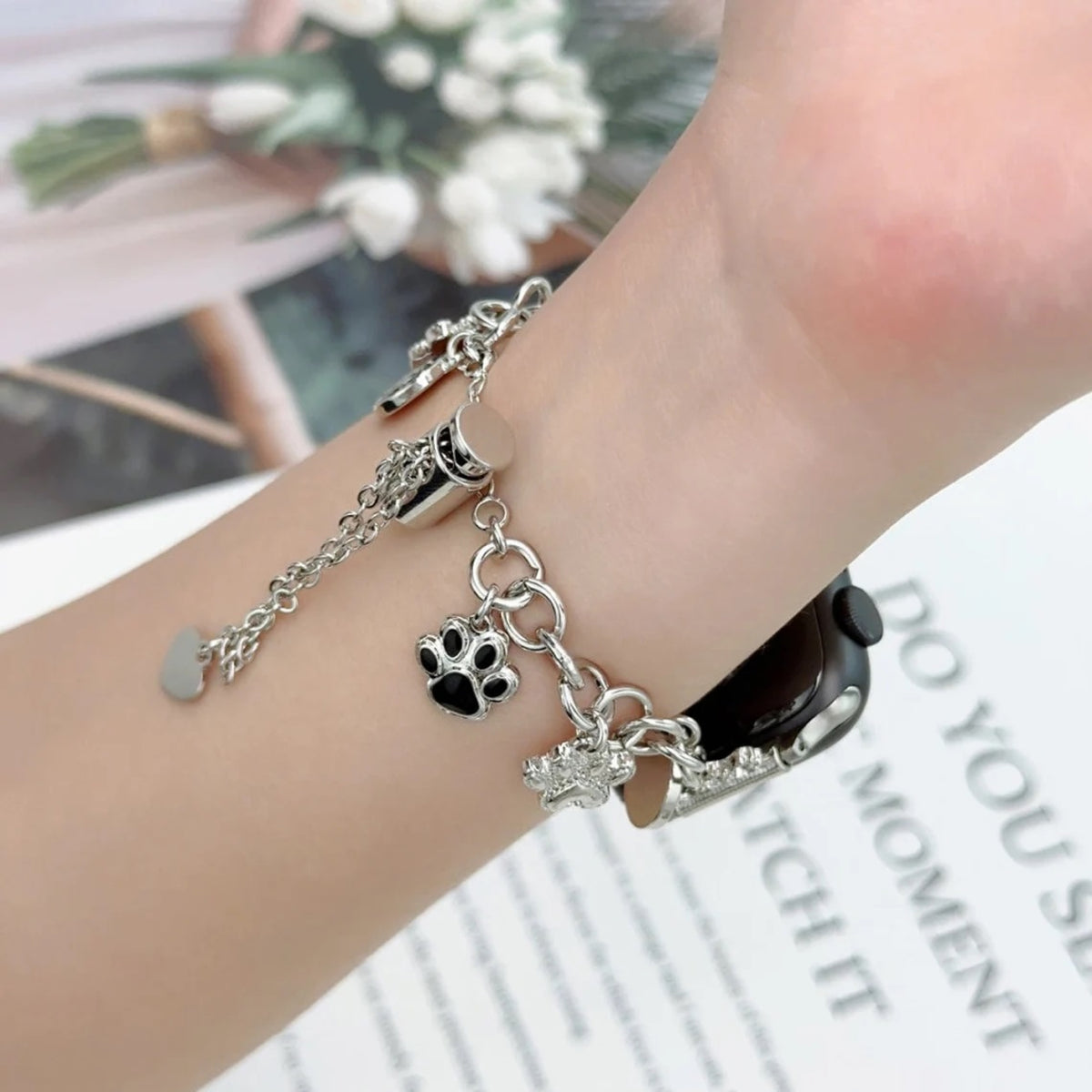 Luxury Apple Watch Band with Charms APPLE WATCH BAND CHARMS – LIDELMARE main image 4