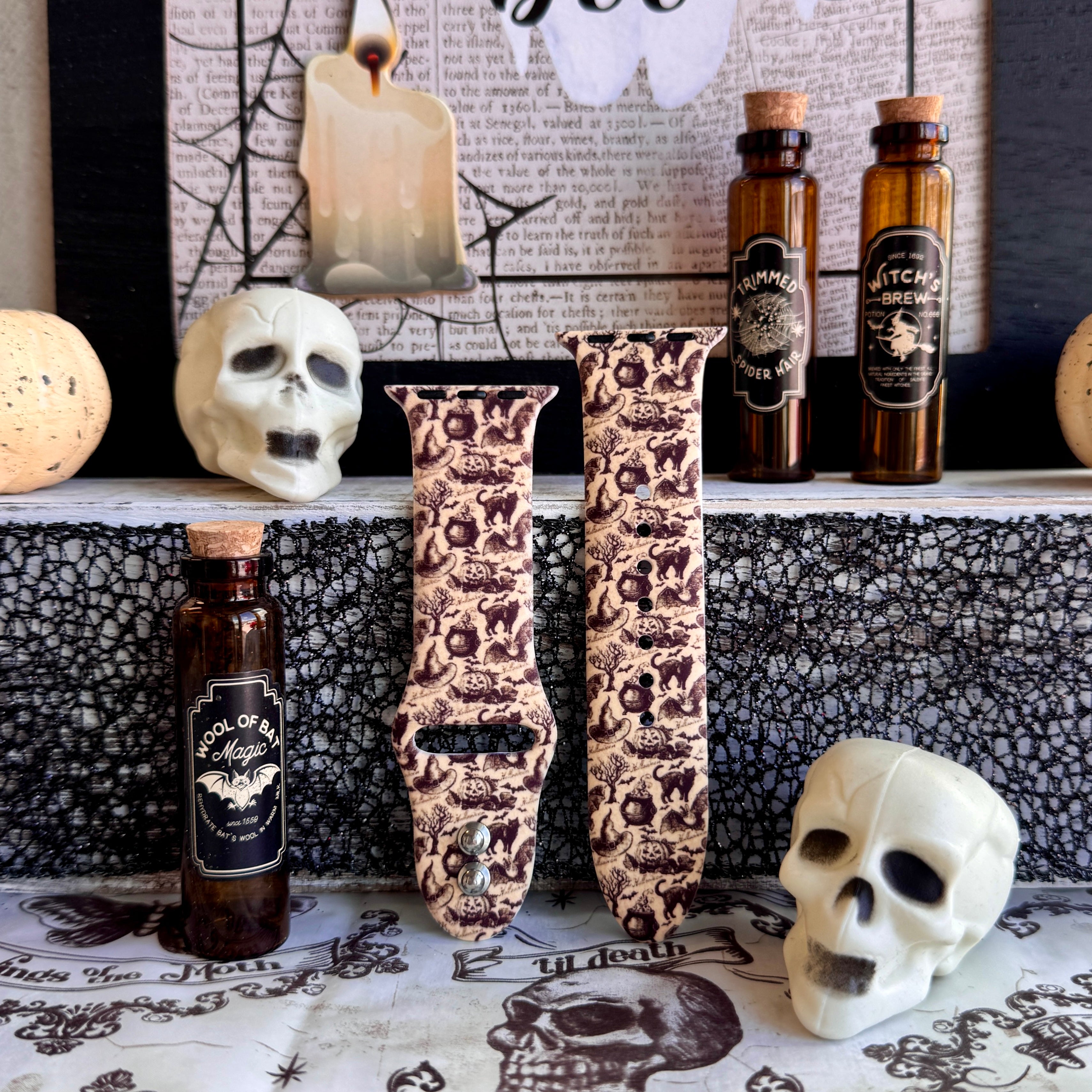 apple watch band vintage haunt – quick-swap connectors, s/m and m/l sizes