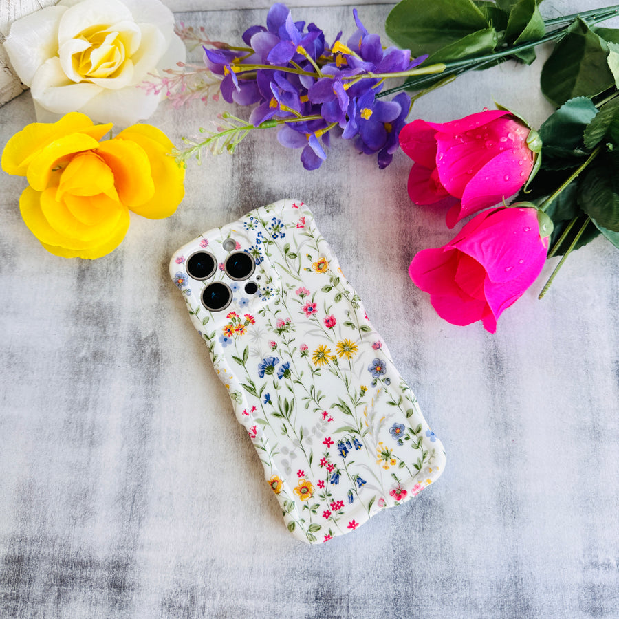 Wildflowers case lifestyle