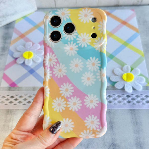 Daisy Dream Wavy Luxe MagSafe Case