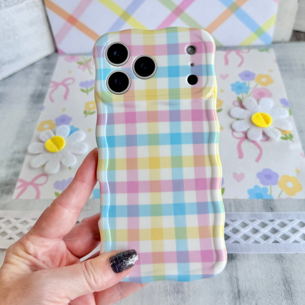 Pastel Gingham Wavy Luxe MagSafe Case